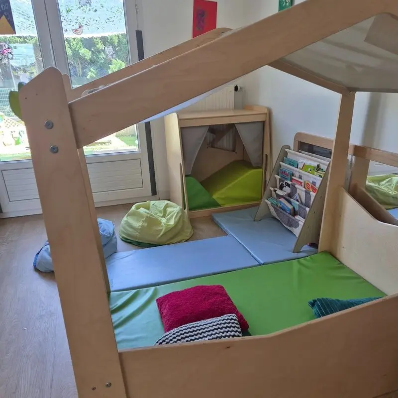 Photo de la salle de motricité de la crèche.